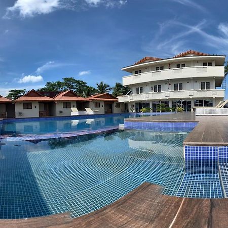 Shoreland Beach Resort By Cocotel Nasugbu Exterior photo