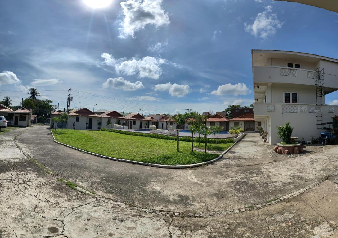 Shoreland Beach Resort By Cocotel Nasugbu Exterior photo